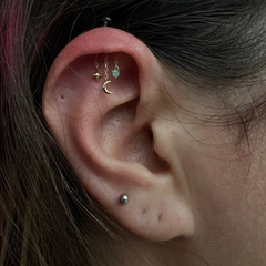 Vertical Helix Piercing